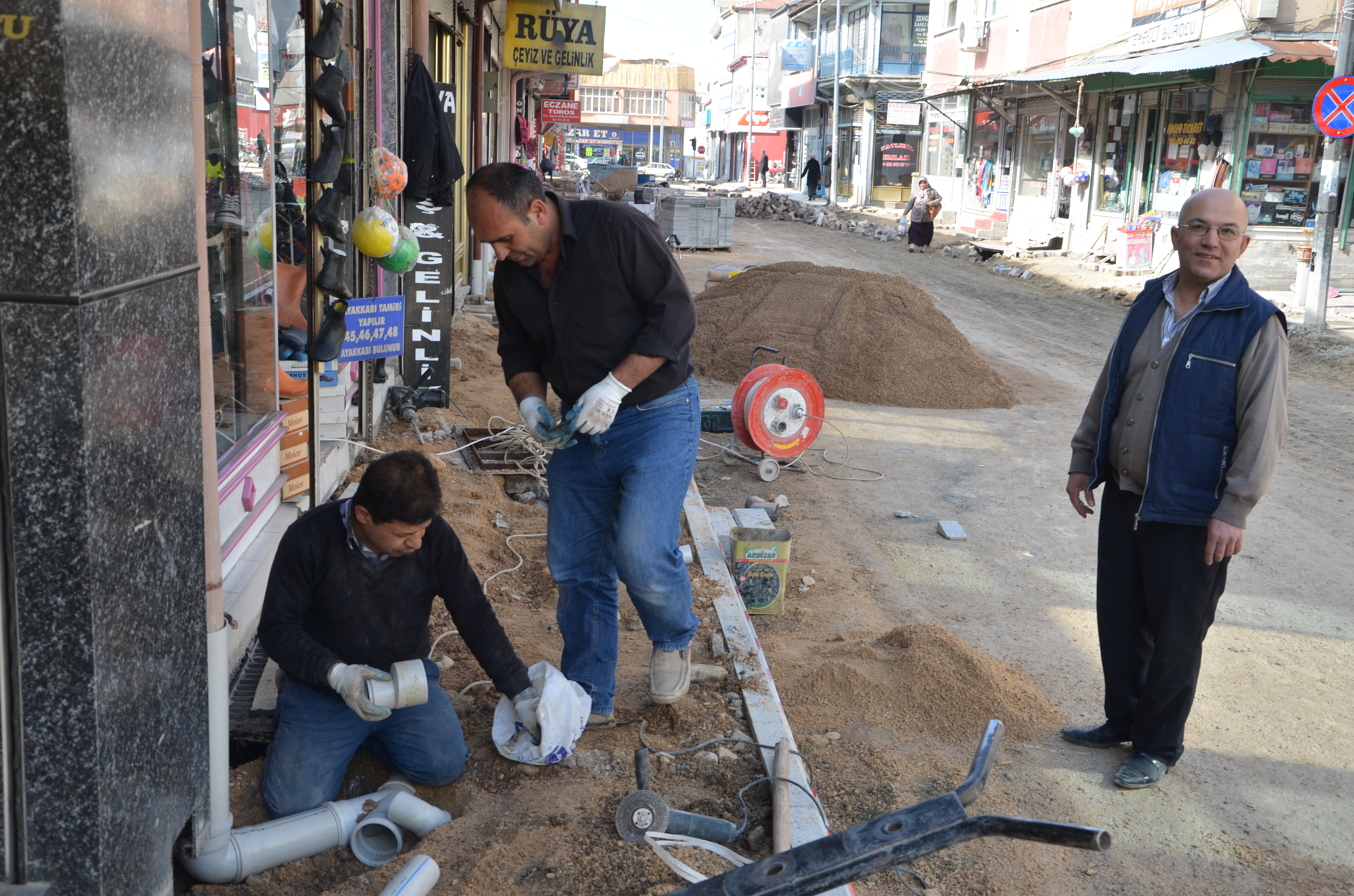 Eski Kasaphane Caddesinde Kaldırım Çalışmaları Başladı