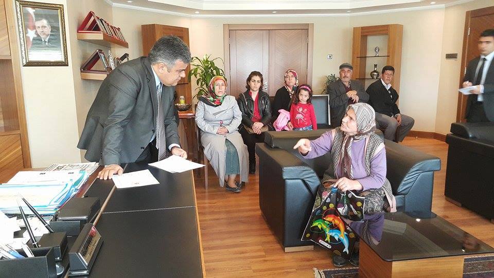 Özgüven, “Halkımız Canımız”