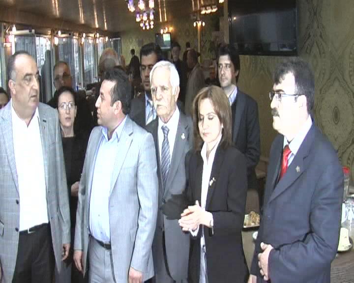 CHP İlçe Teşkilatı ve Aday Adayları, Muhtarlar İle Yemekte Buluştu