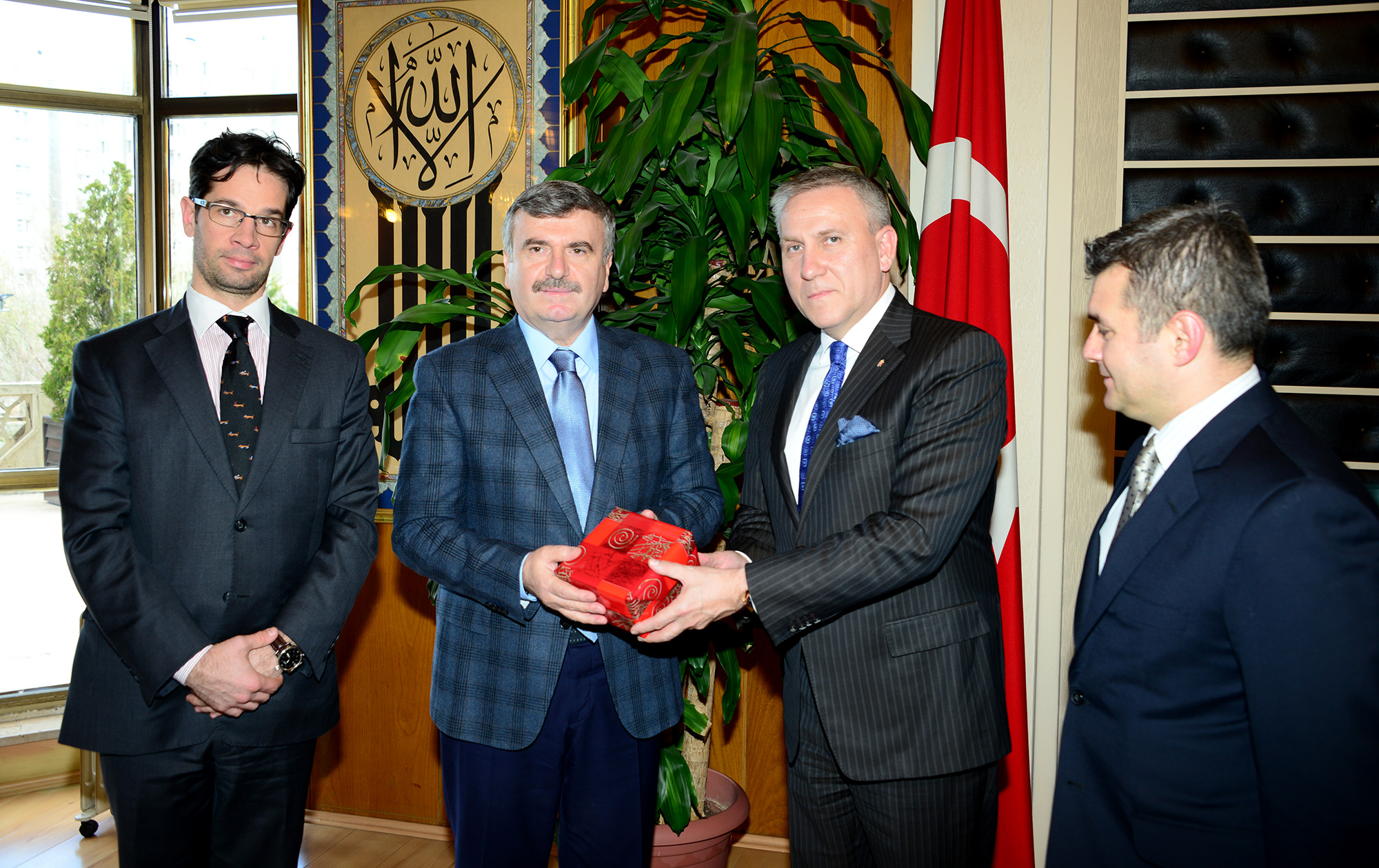 Macaristan Büyükelçisi Başkan Akyürek’i Ziyaret Etti