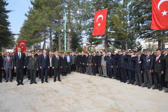 Çanakkale Şehitlerimiz 100. Yılında Anıldı