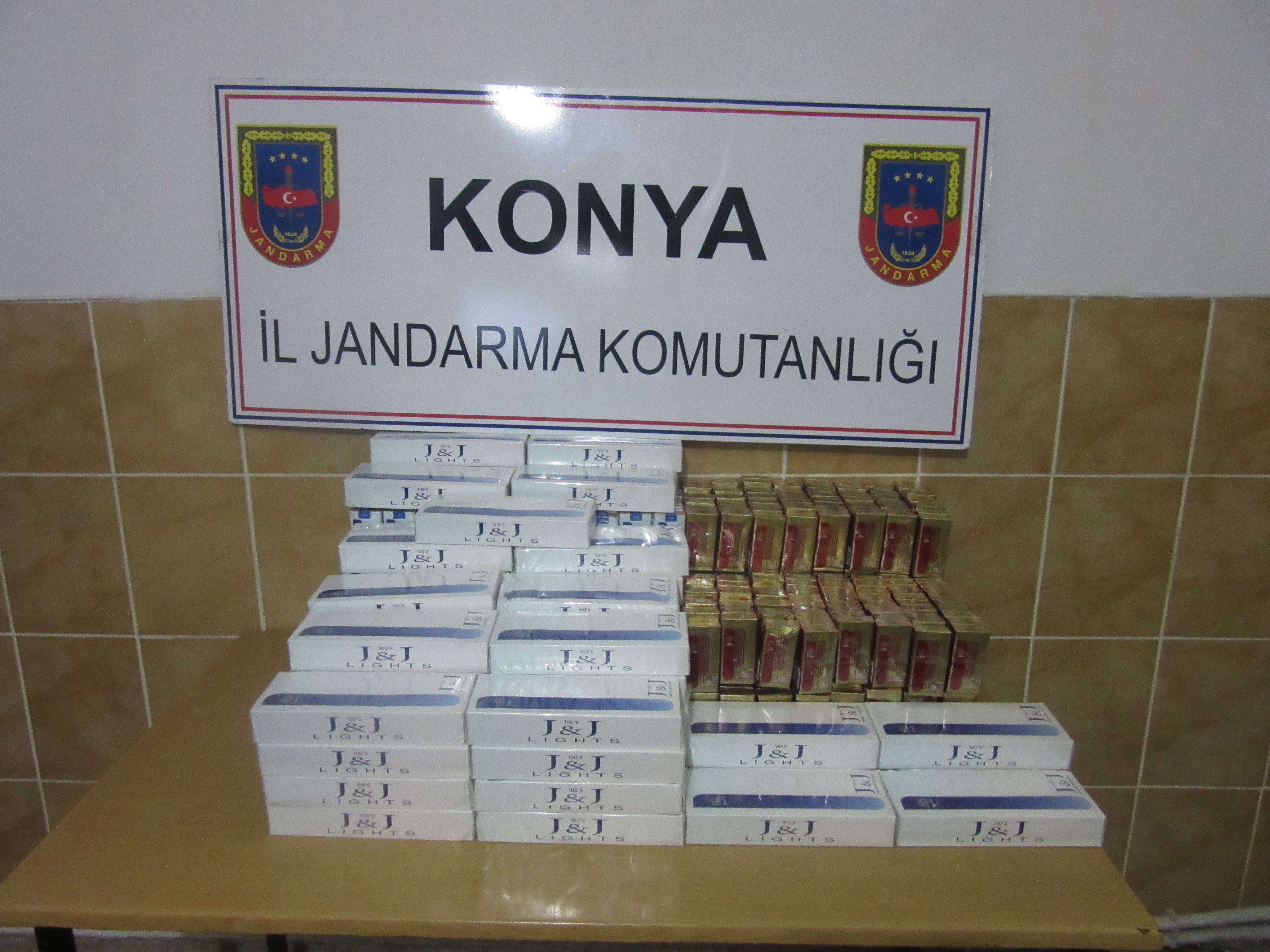 Jandarma Sigara Kaçakçılarına Geçit Vermedi