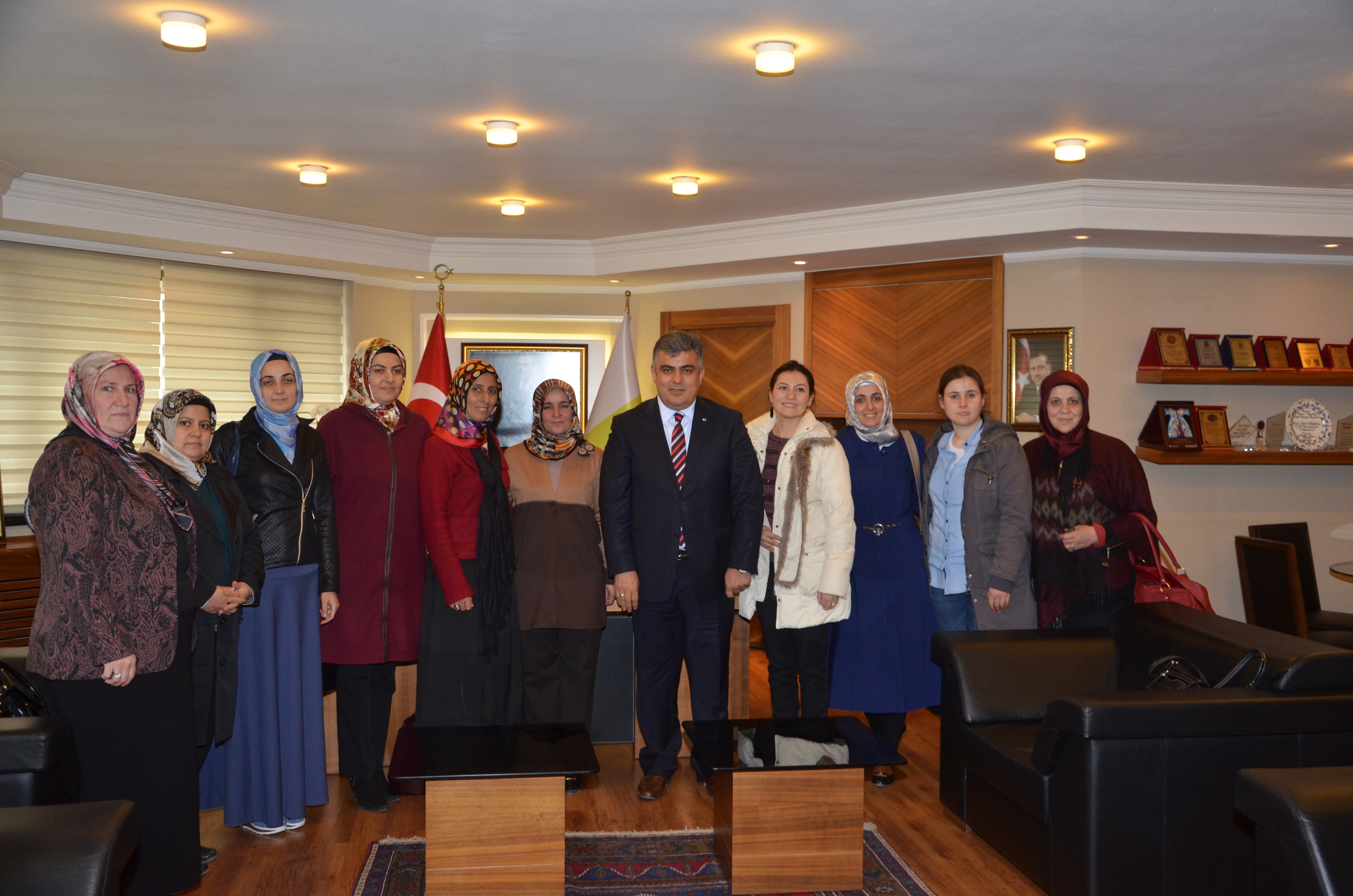 Kadın Kollarından Özgüven’e Ziyaret