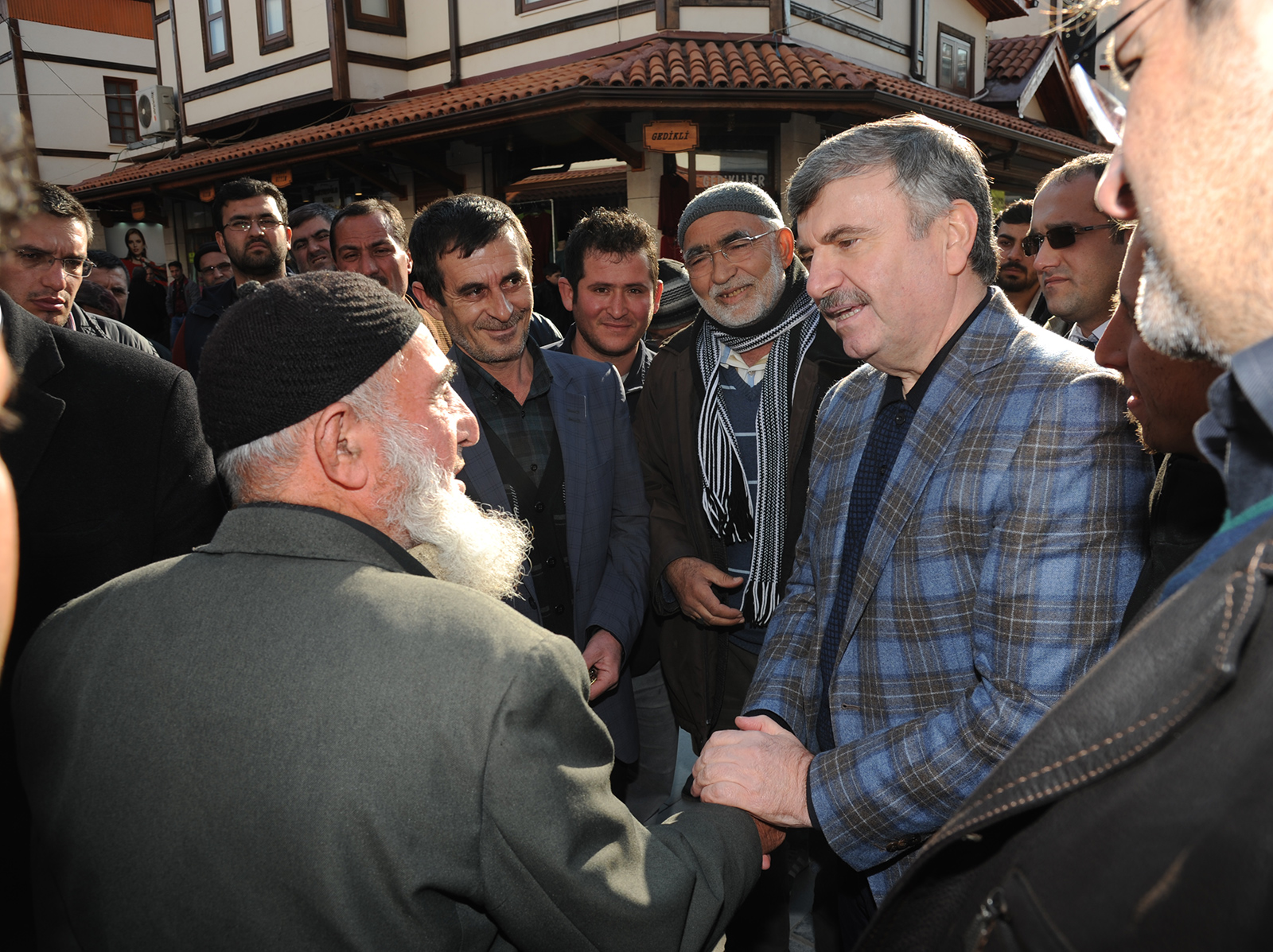Bedesten, Türkiye’yi Temsil Edecek