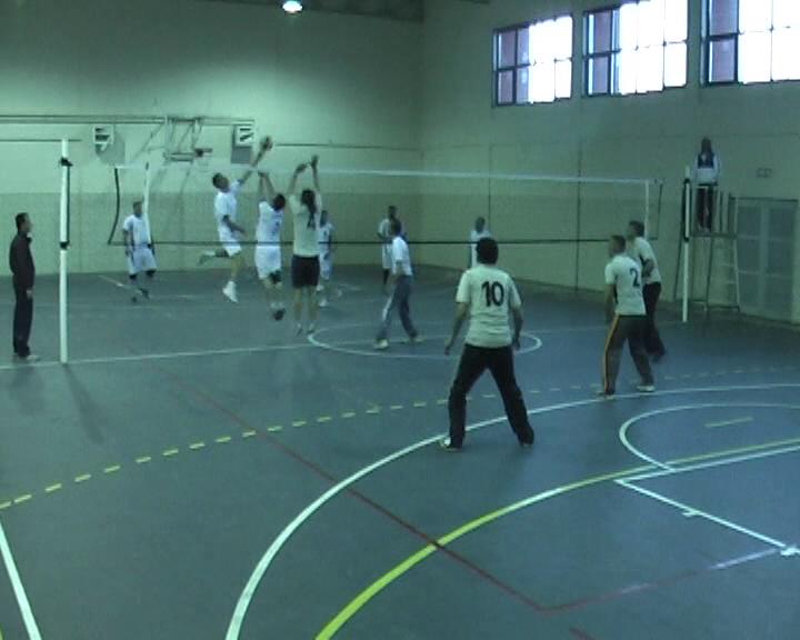 KURUMLAR ARASI VOLEYBOL TURNUVASI BAŞLADI