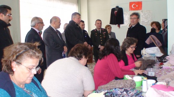 ÇİNİ KURSU PROTOKOLÜN DİKKATİNİ ÇEKTİ