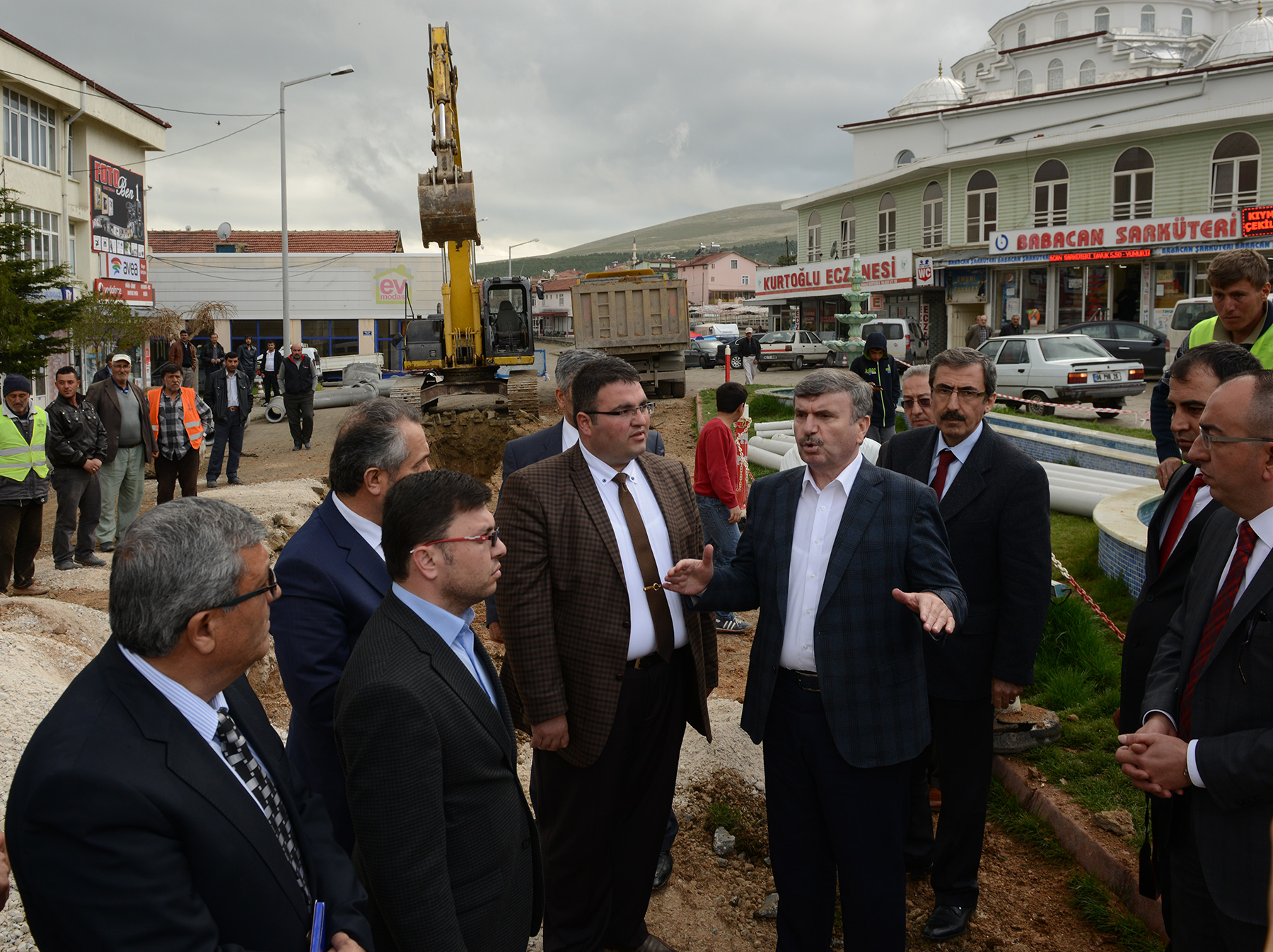 Başkan Akyürek, Yunak Yatırımlarını Başlattı