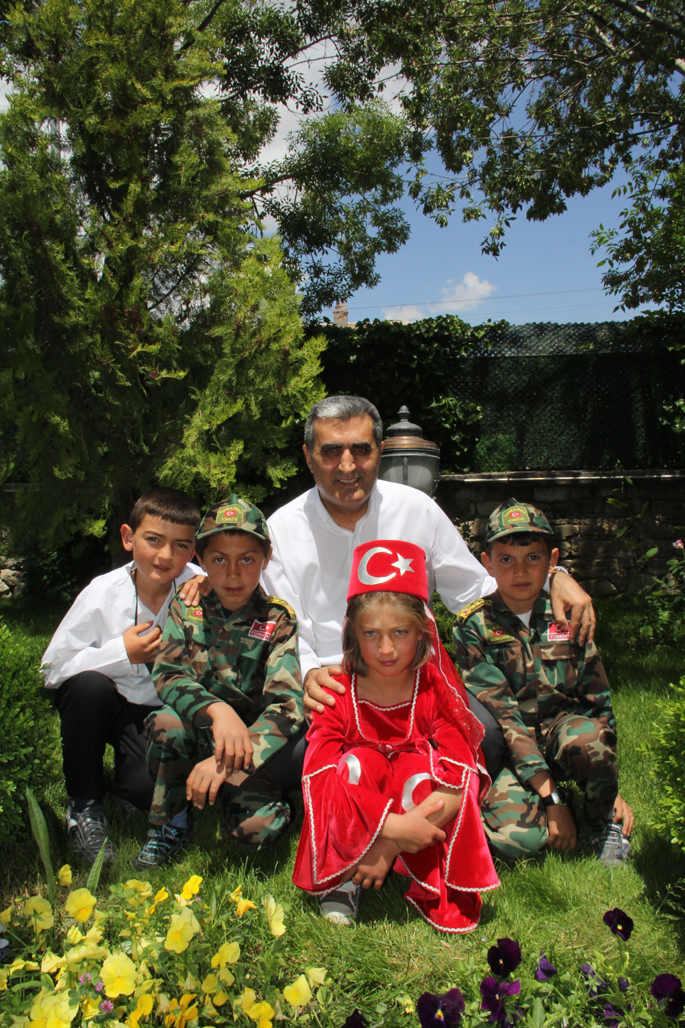 AK Parti Karaman Milletvekili Adayı Recep Konuk, 23 Nisan Ulusal Egemenlik ve Çocuk Bayramı dolayısıyla mesaj yayınladı;