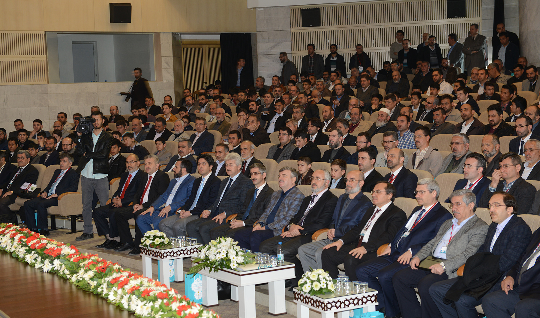 “Cami ve Çevresi Toplumsal Huzura Katkı Yapar”