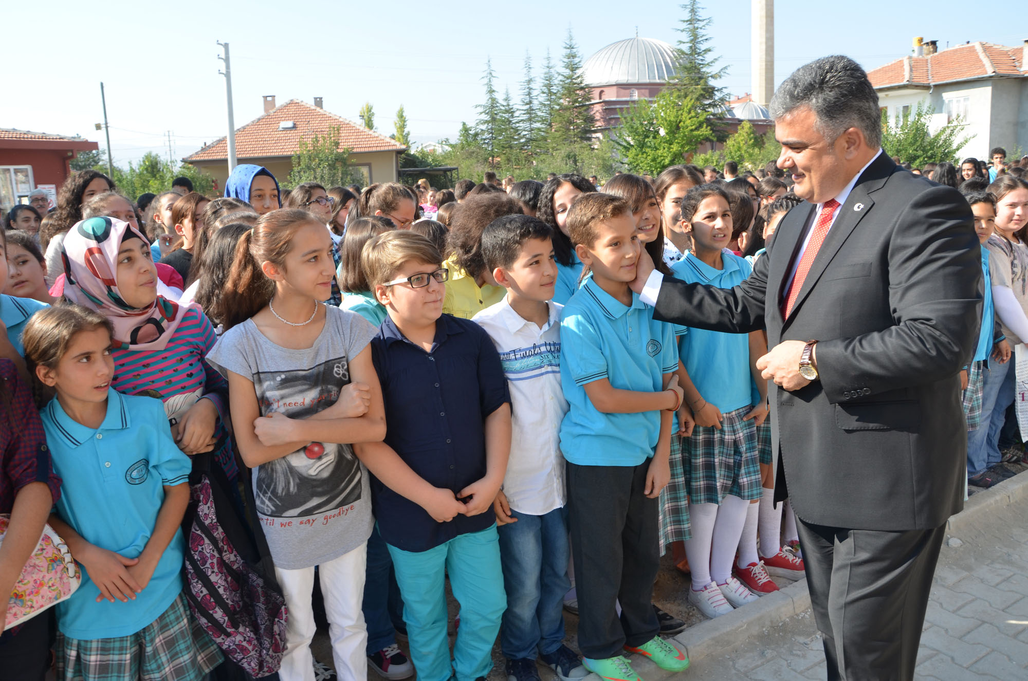 Özgüven TEOG Sınavına Girecek Öğrencilere Başarılar Diledi