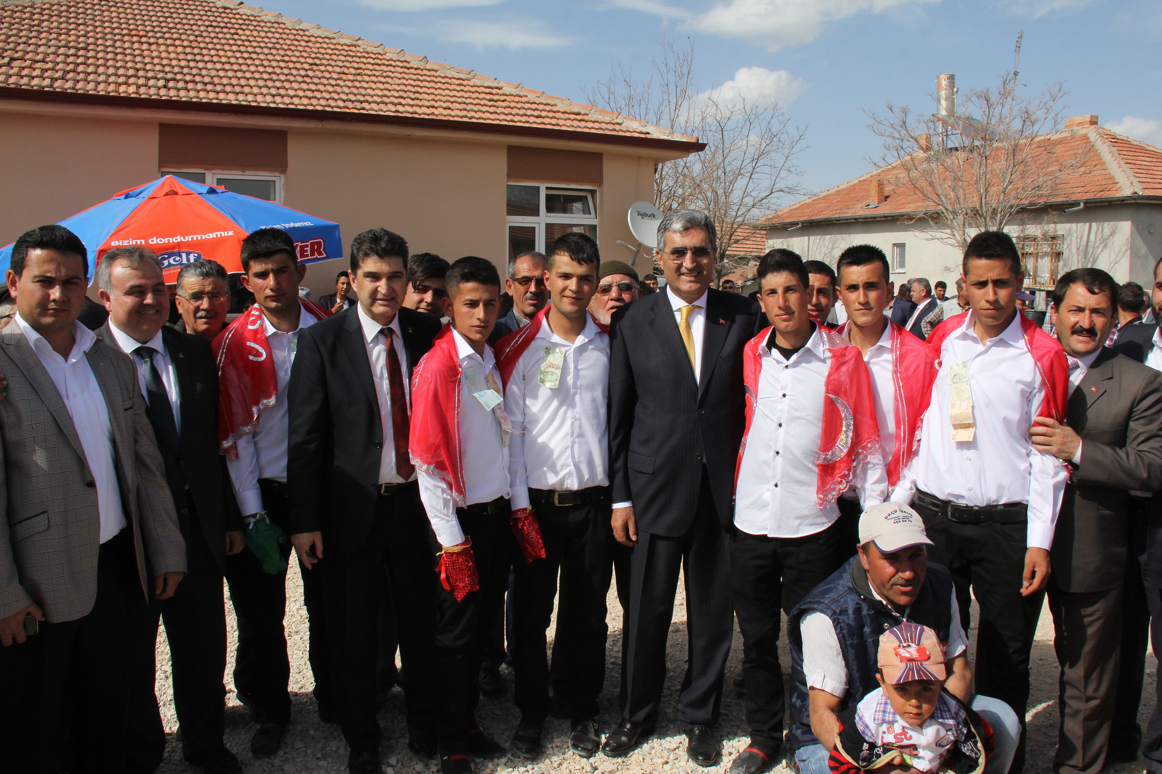 SİYASET RÜZGARI KÖYLERDEN ESTİ