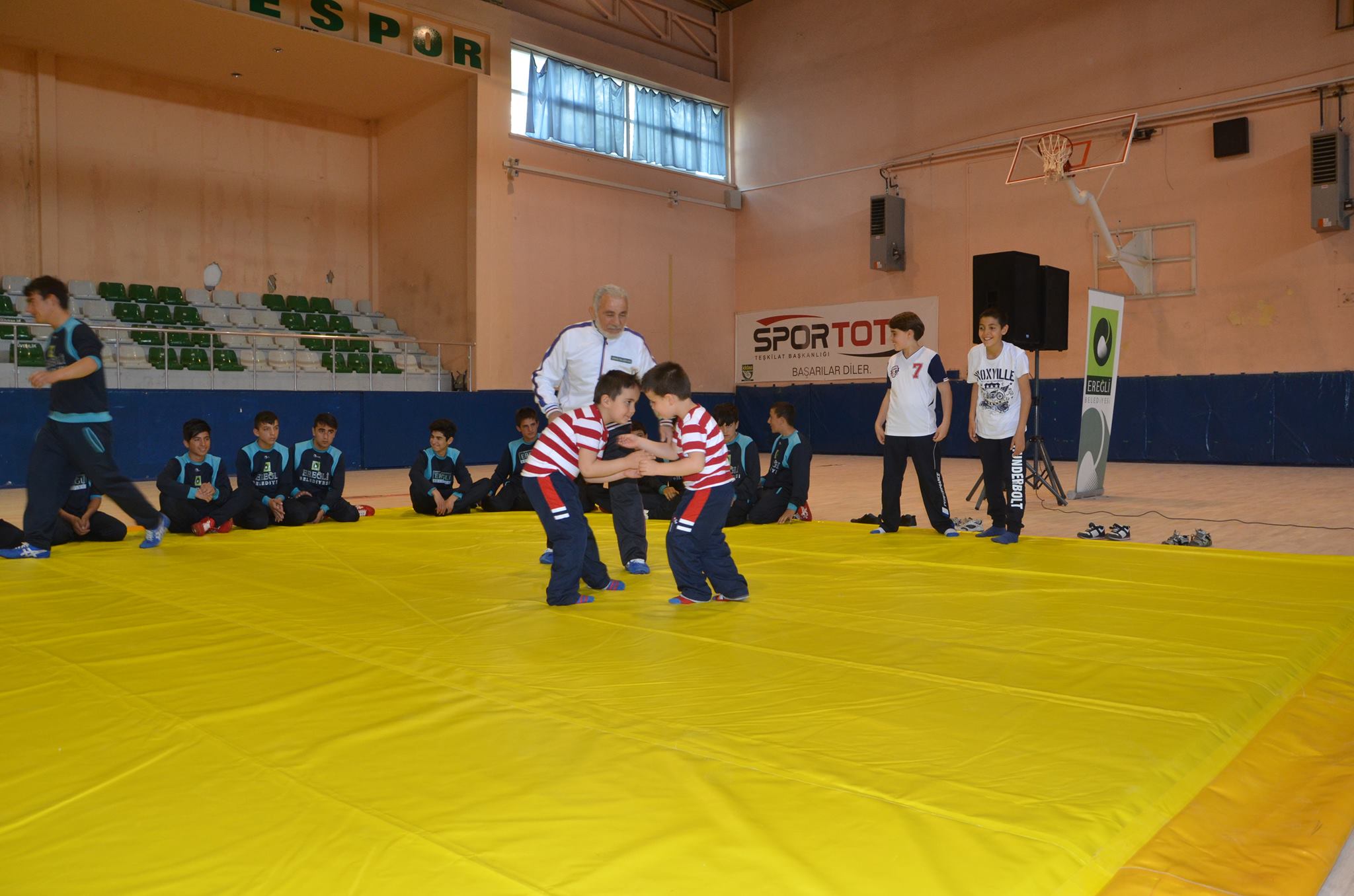 Ereğli Belediyesi Güreş Takımı Start Verdi