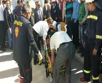 Motorsiklet ile Bisiklet Çarpıştı 1 Yaralı