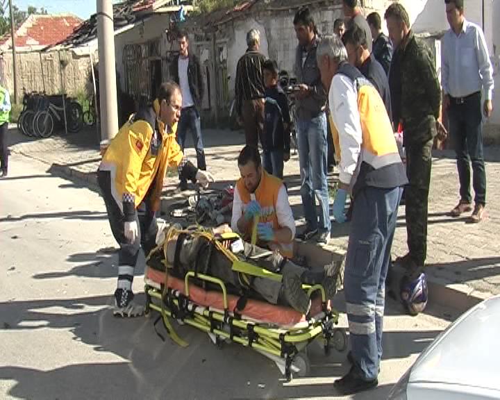 Otomobil İle Motosiklet Çarpıştı: 1 Yaralı