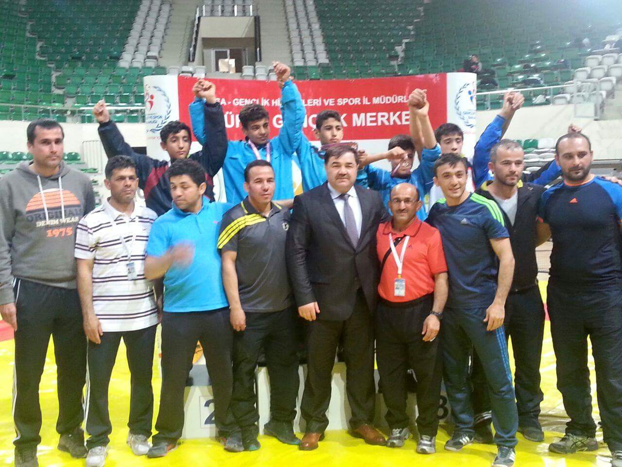 MİNİK PEHLİVANLAR BURSA’YA DAMGA VURDU