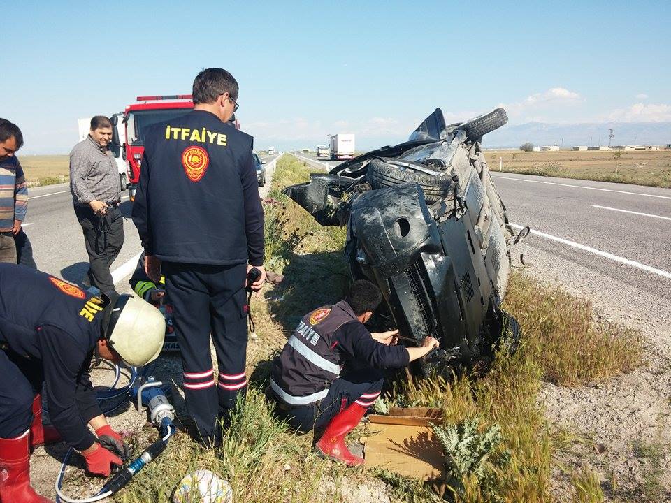 BİJON KESEN OTOMOBİL TAKLA ATTI 1 YARALI