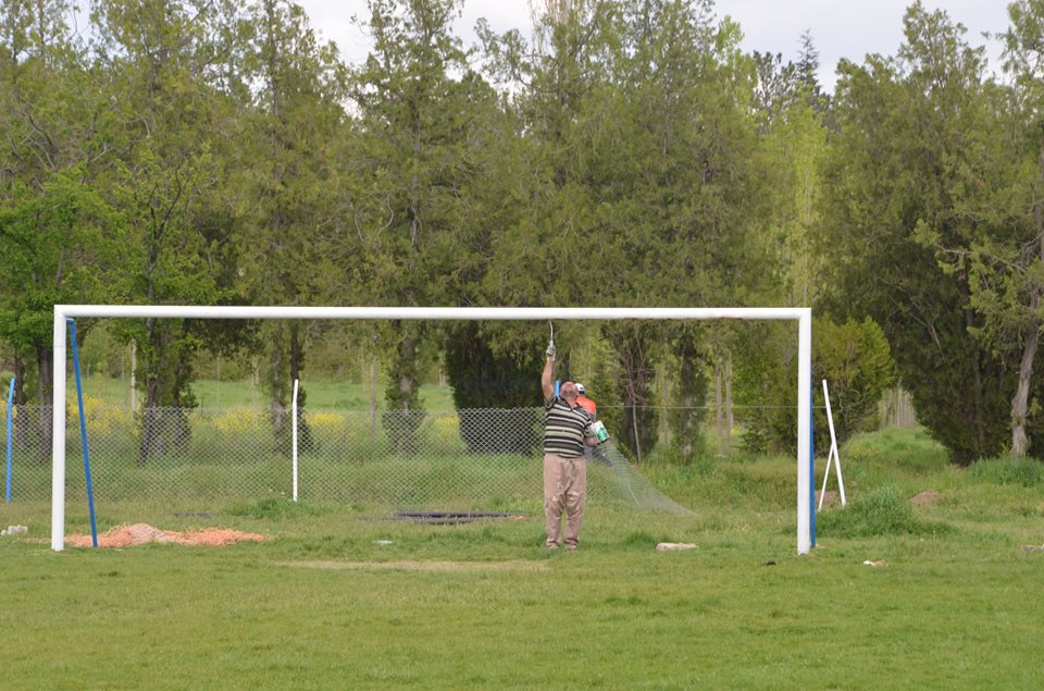 Atatürk Kültür Parkı Çim Sahası Bakıma Alındı