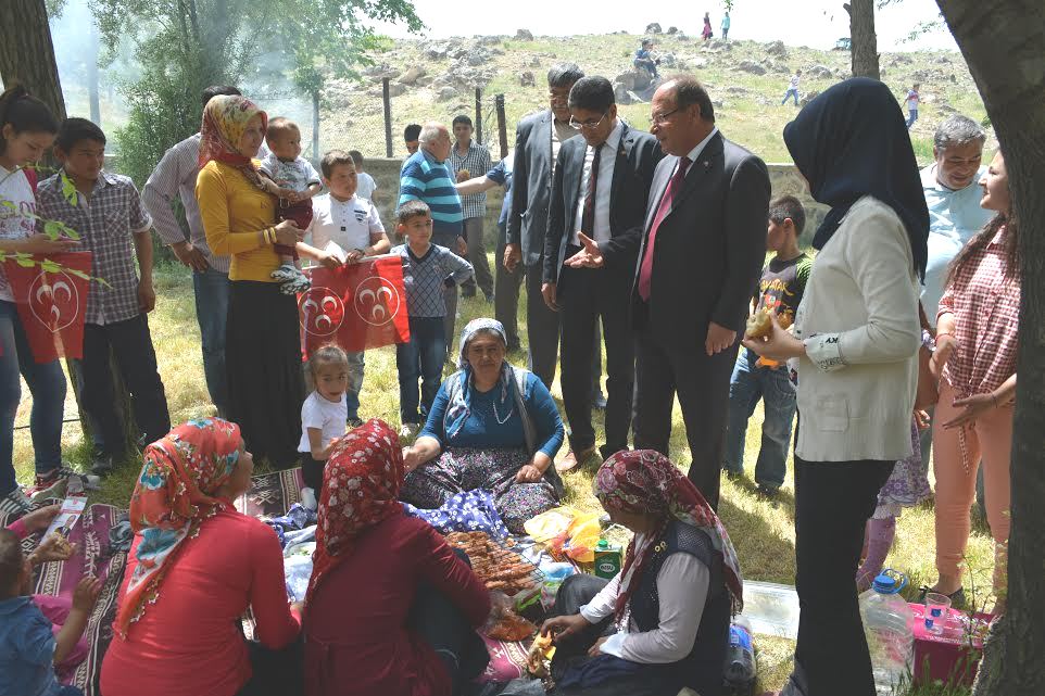 OPRUKÇU” TOPLUMUN TEMEL TAŞI OLAN AİLELERE SAHİP ÇIKACAĞIZ DEDİ