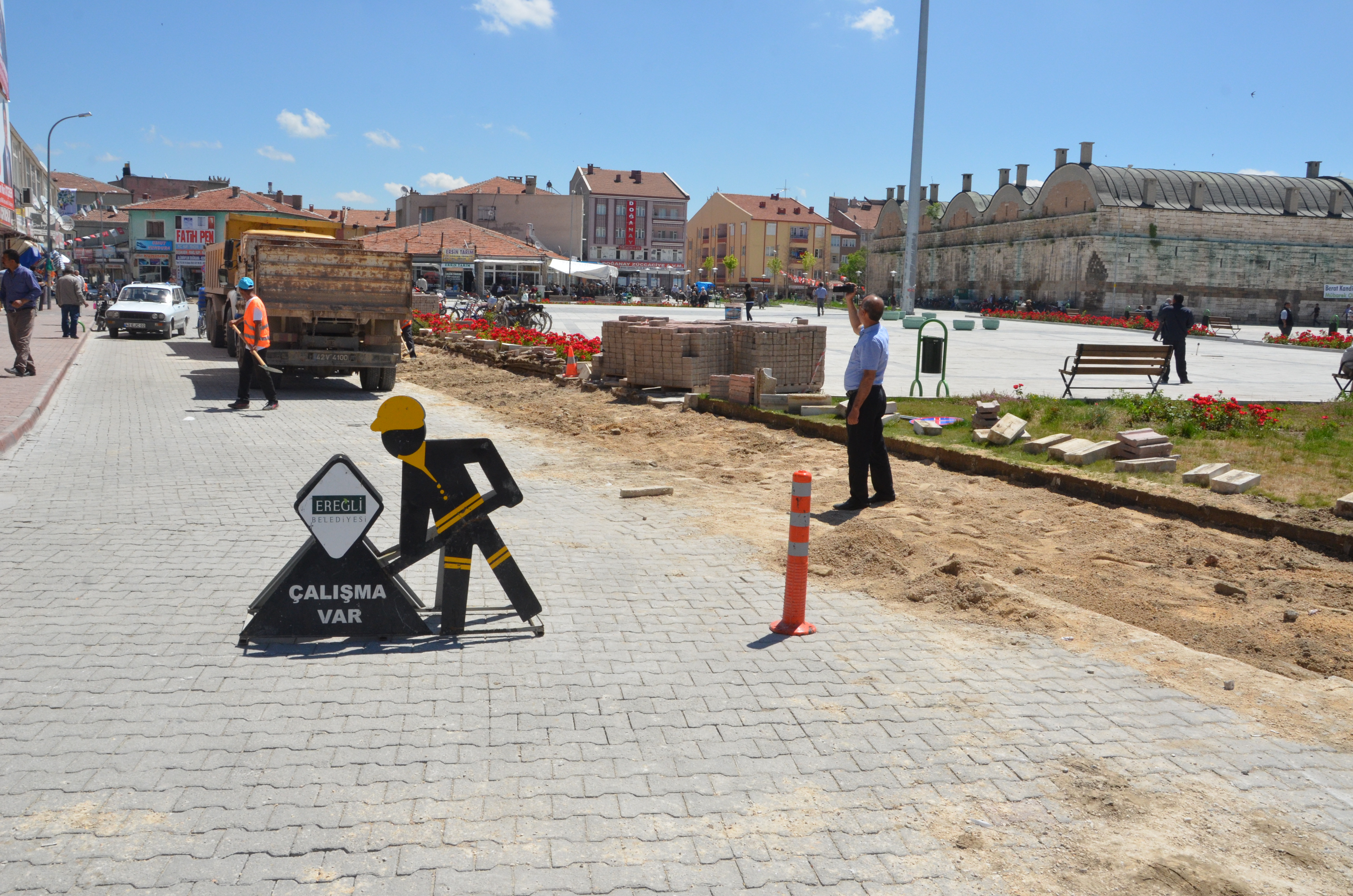 Sirkeci Yolu Genişliyor