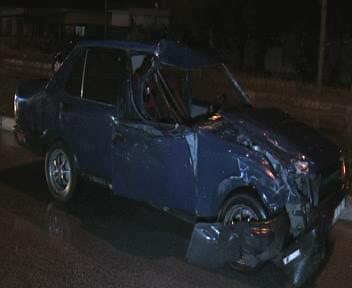 Otomobil ile Kamyonet çarpıştı 1 yaralı