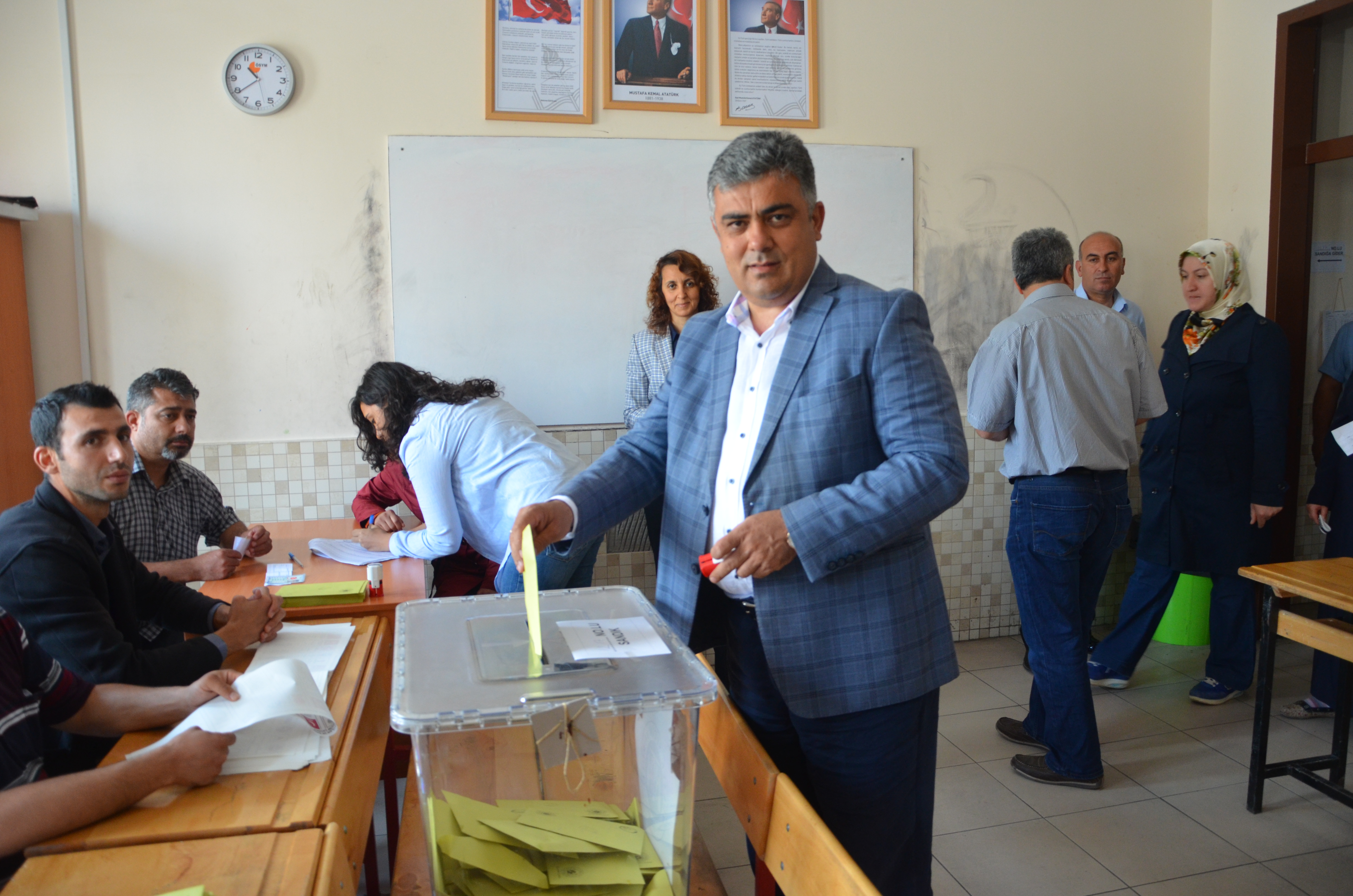 Başkan Özgüven Oyunu Kullandı