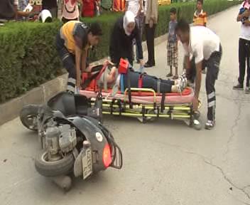 Otomobil Şarjlı Bisiklete Çarptı:1 Yaralı