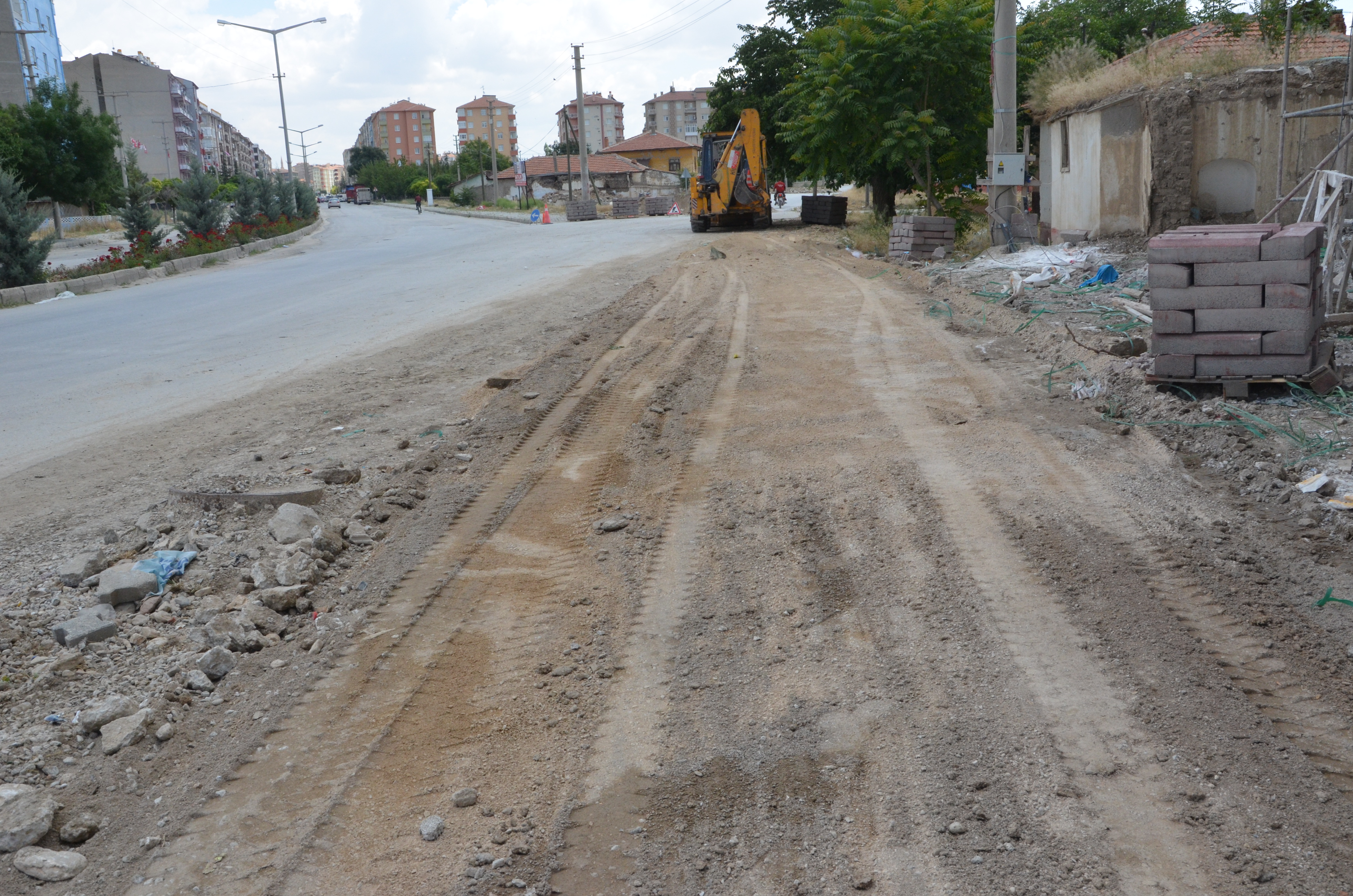 Yollar Genişletiliyor