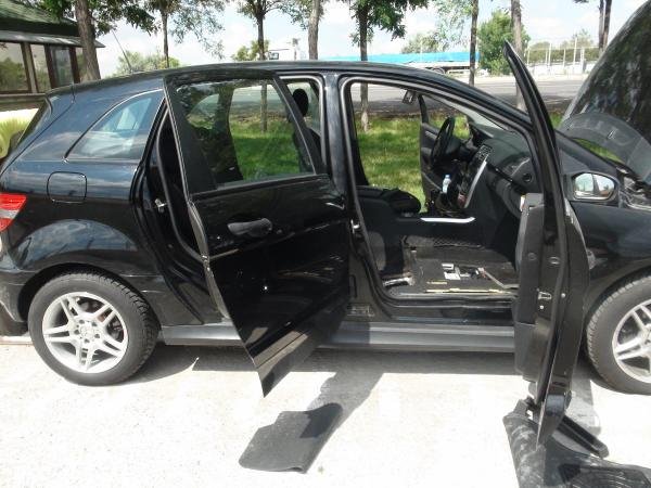 Lüks Otomobilde Zulalanmış 40 Kilo Esrar Ele Geçirildi