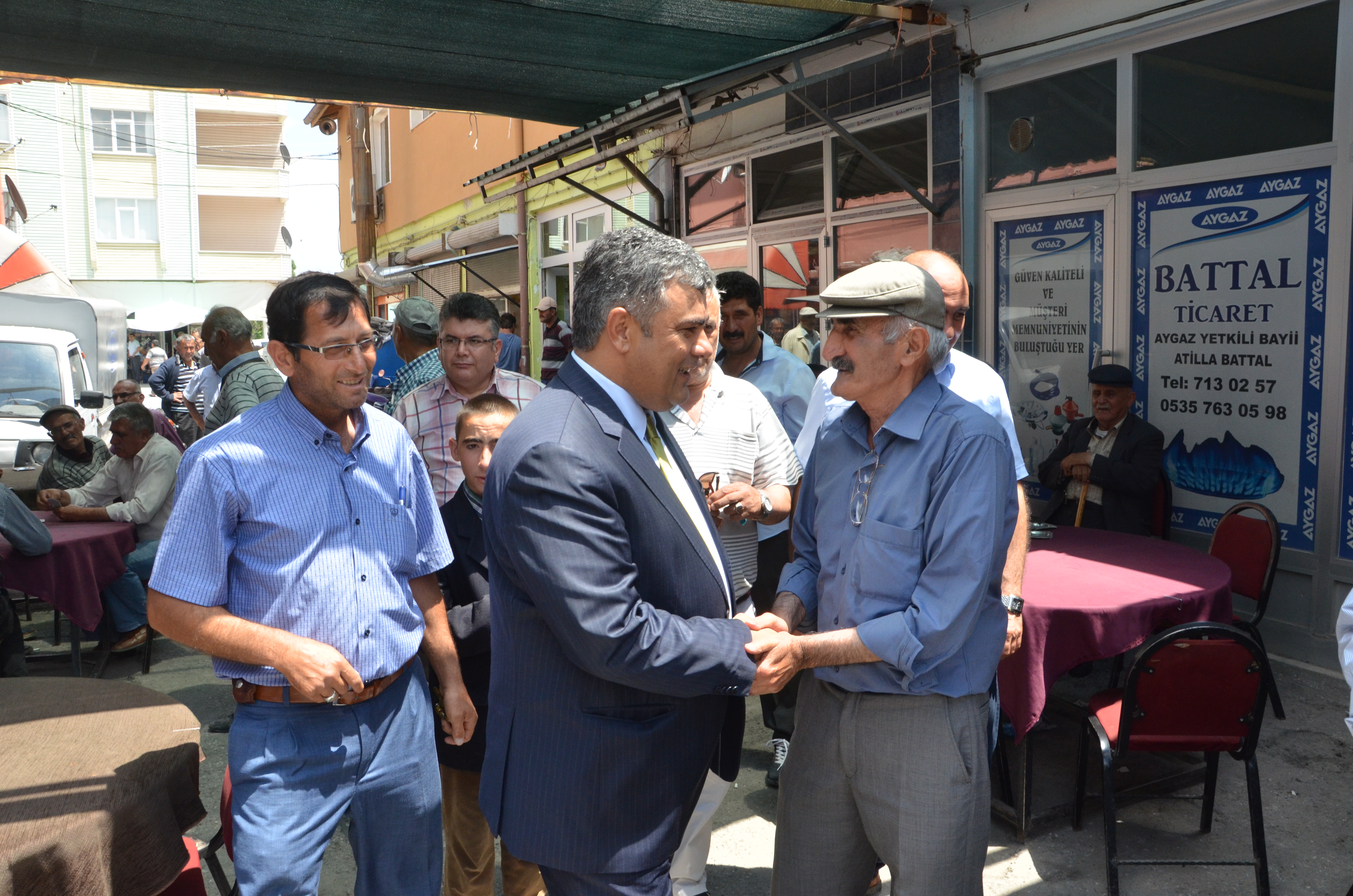 Çarşı Esnafından Başkana Teşekkür