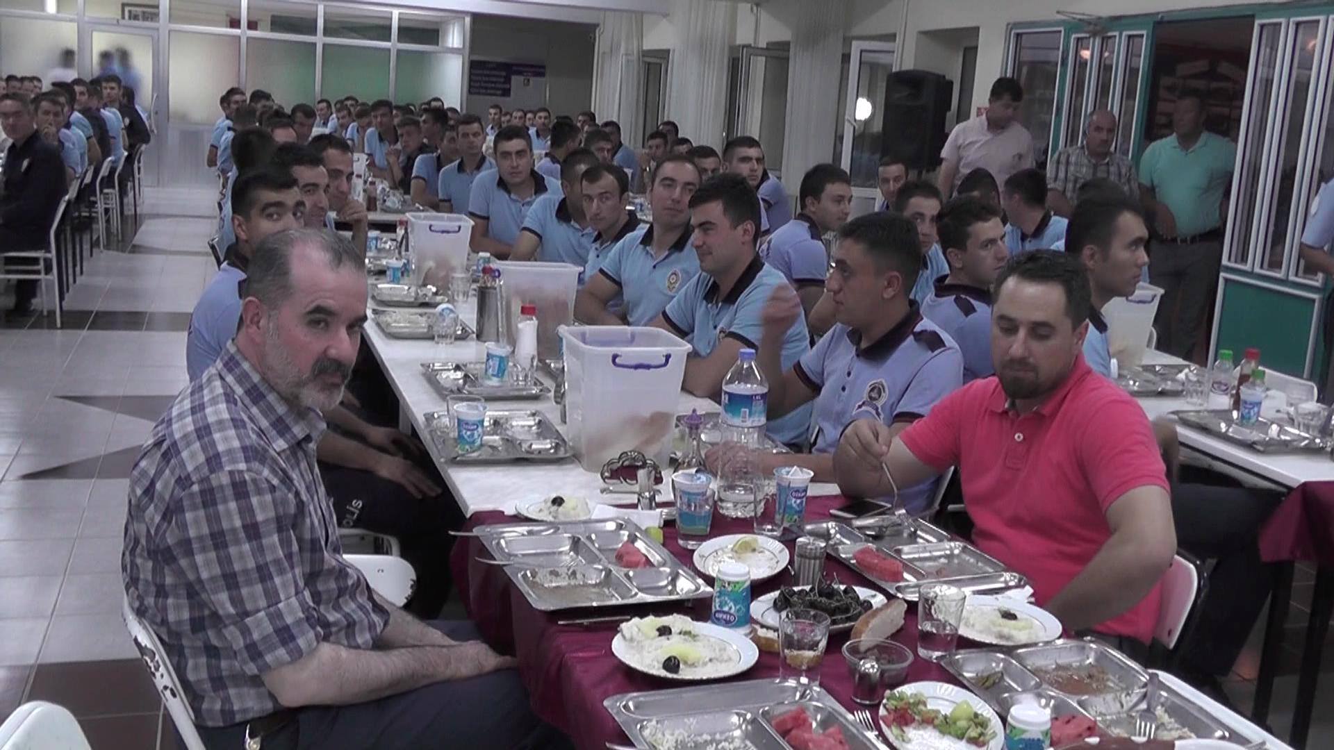 Ereğli Polis Meslek Eğitim Merkezinde İftar Yemeği