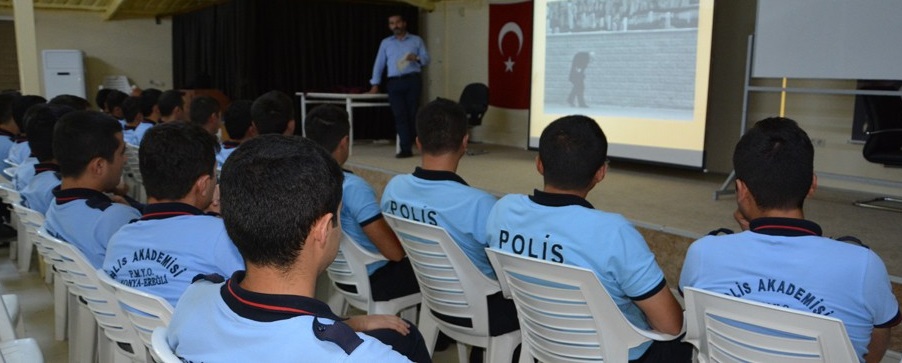 ANFODER’DEN POMEM’de Fotoğrafçılık Kursu