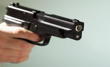 GAZİNOLAR BÖLGESİNDE SİLAHLAR KONUŞTU 1 YARALI