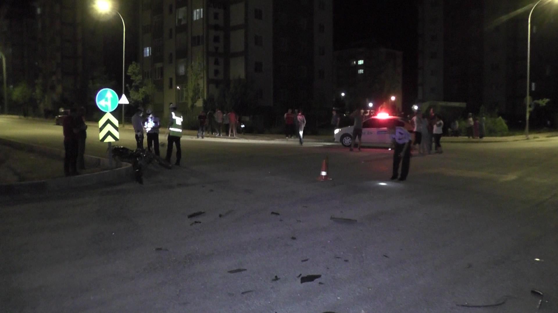 Yeni Toki Kavşağında Trafik Kazası 1 Yaralı