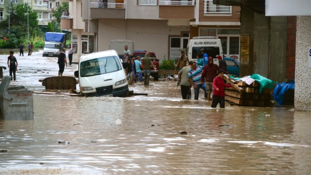 Sel mağdurlarının vergi borçları ertelendi