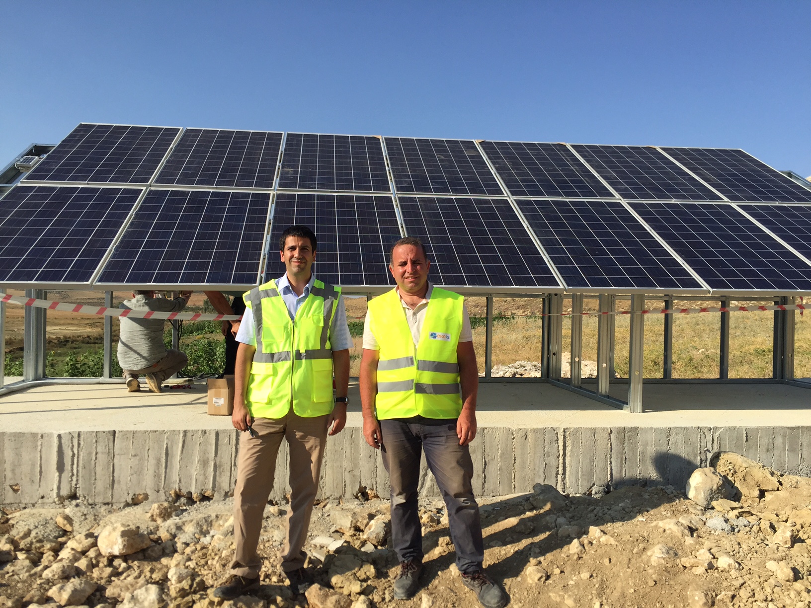 Elektriği olmayan köy güneş enerjisi ile içme suyuna kavuştu