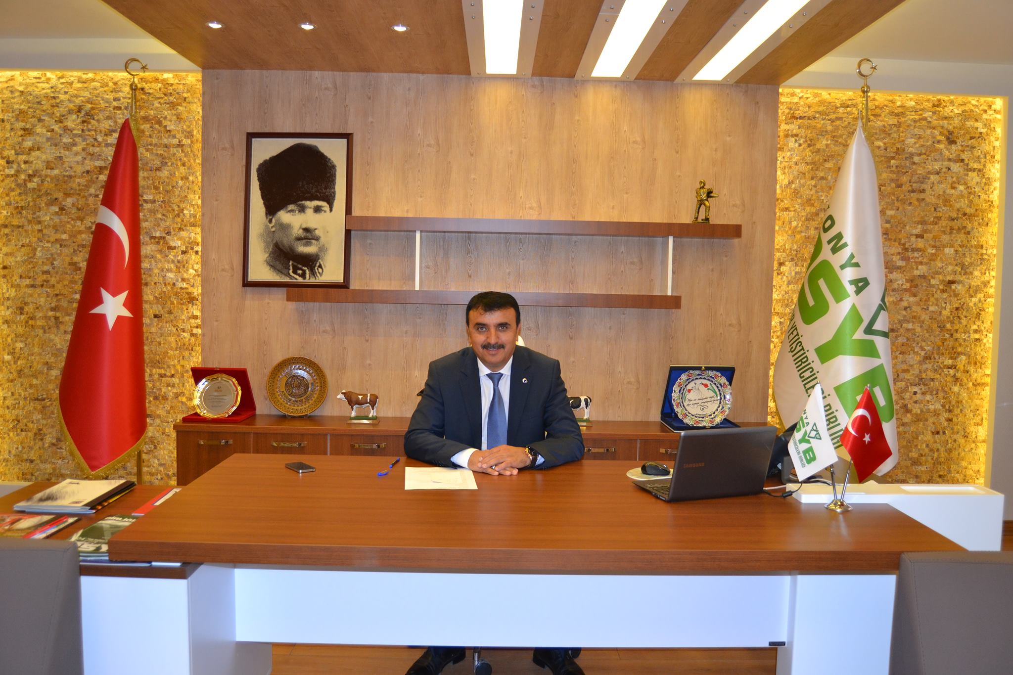 Edip Yıldız Belediye Meclis üyeliğinden istifa etti