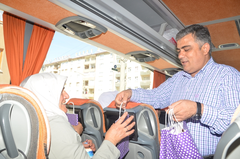 Özgüven Hacı Adayları Kutsal Topraklara Uğurlandı