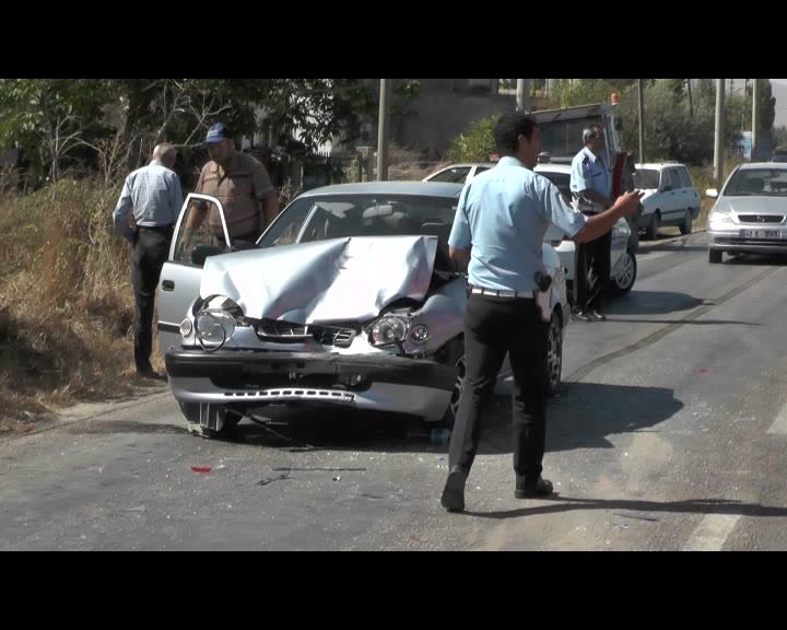 Otomobil seyir halinde olan otomobile arkadan çarptı