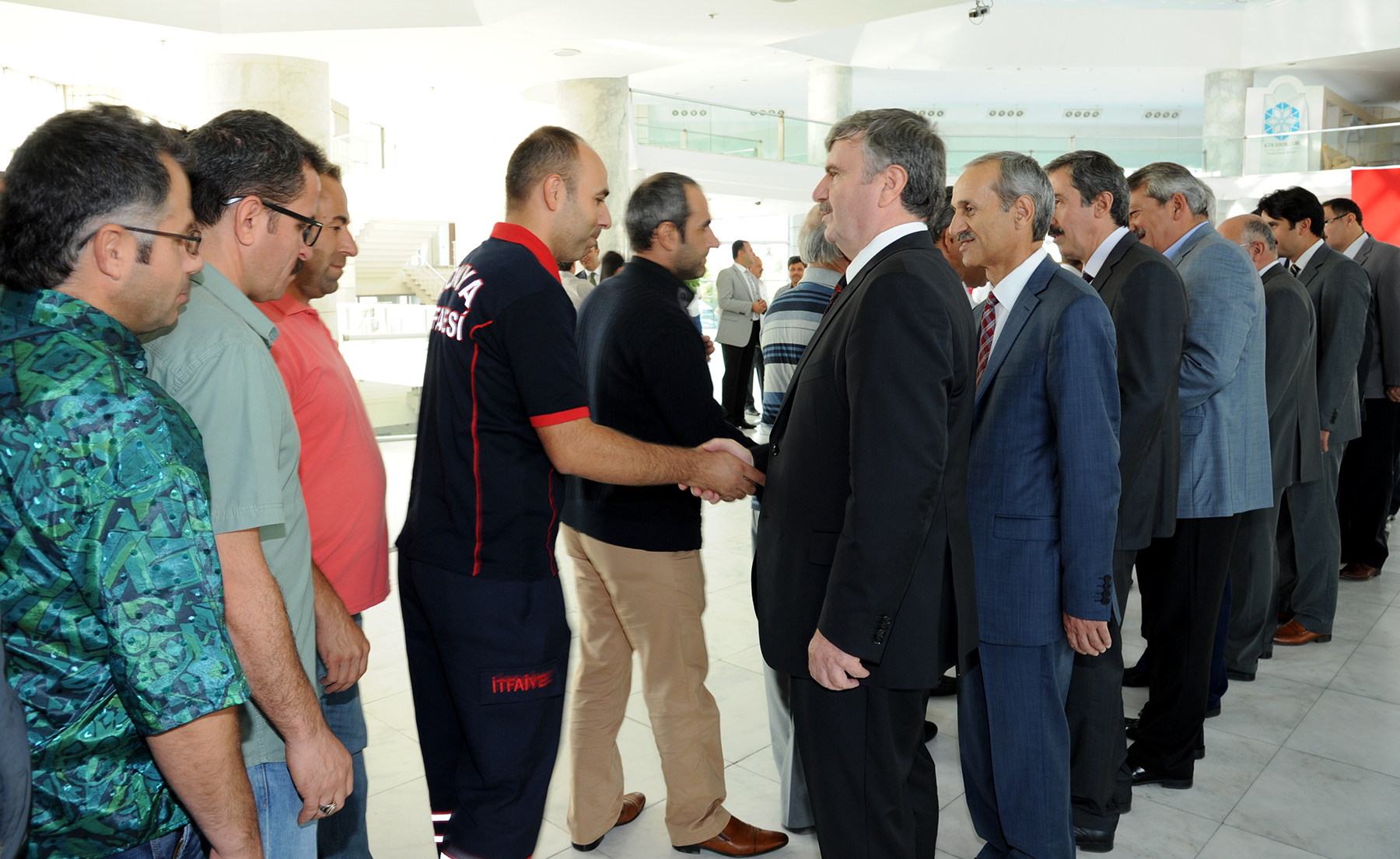 Başkan Akyürek Belediye Personeliyle Bayramlaştı