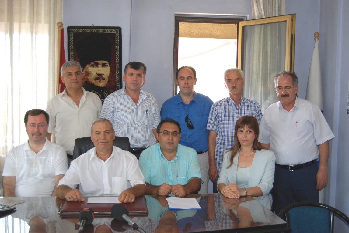 KAMU-SEN, TÜKETİCİ GÜVENİ DİPTE