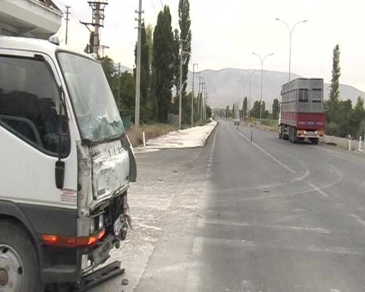 Karaman çevre yolunda trafik kazası