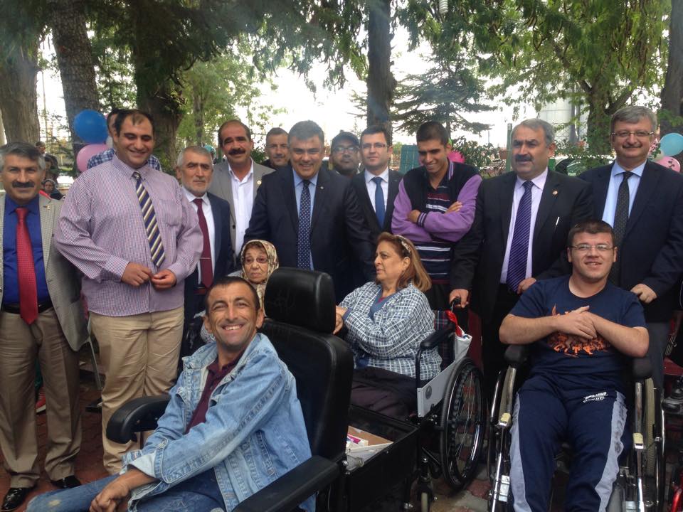 Engelliler İçin Meslek Edindirme Kursu Açıldı