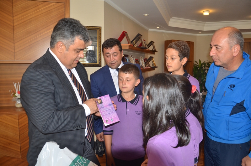 Minik Yürekler Özgüven’e Teşekkür Etti