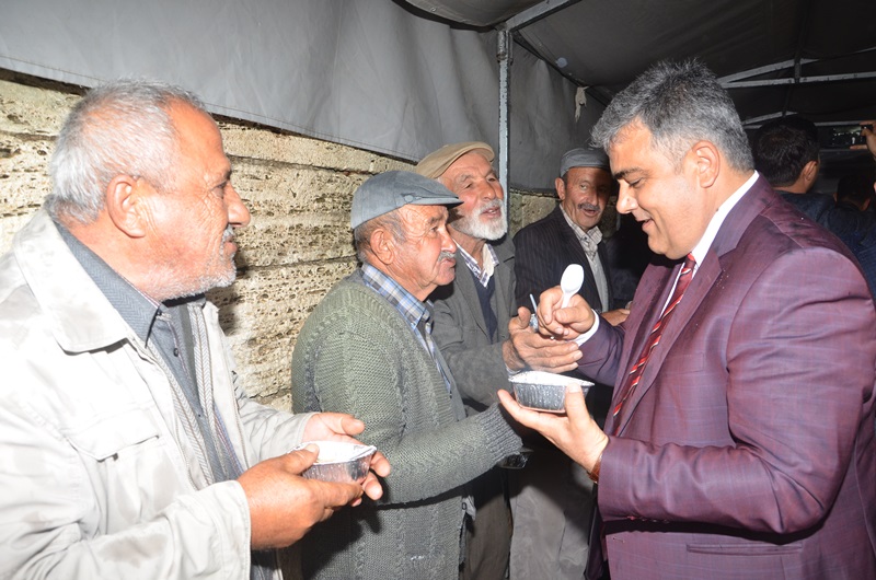 Ereğli Belediyesinden 5 Bin Kişiye Aşure