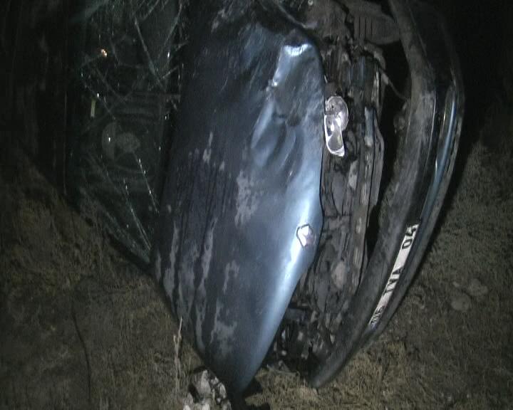 SEYİR HALİNDEKİ OTOMOBİLE BİR BAŞKA OTOMOBİL ARKADAN ÇARPTI : 1 YARALI