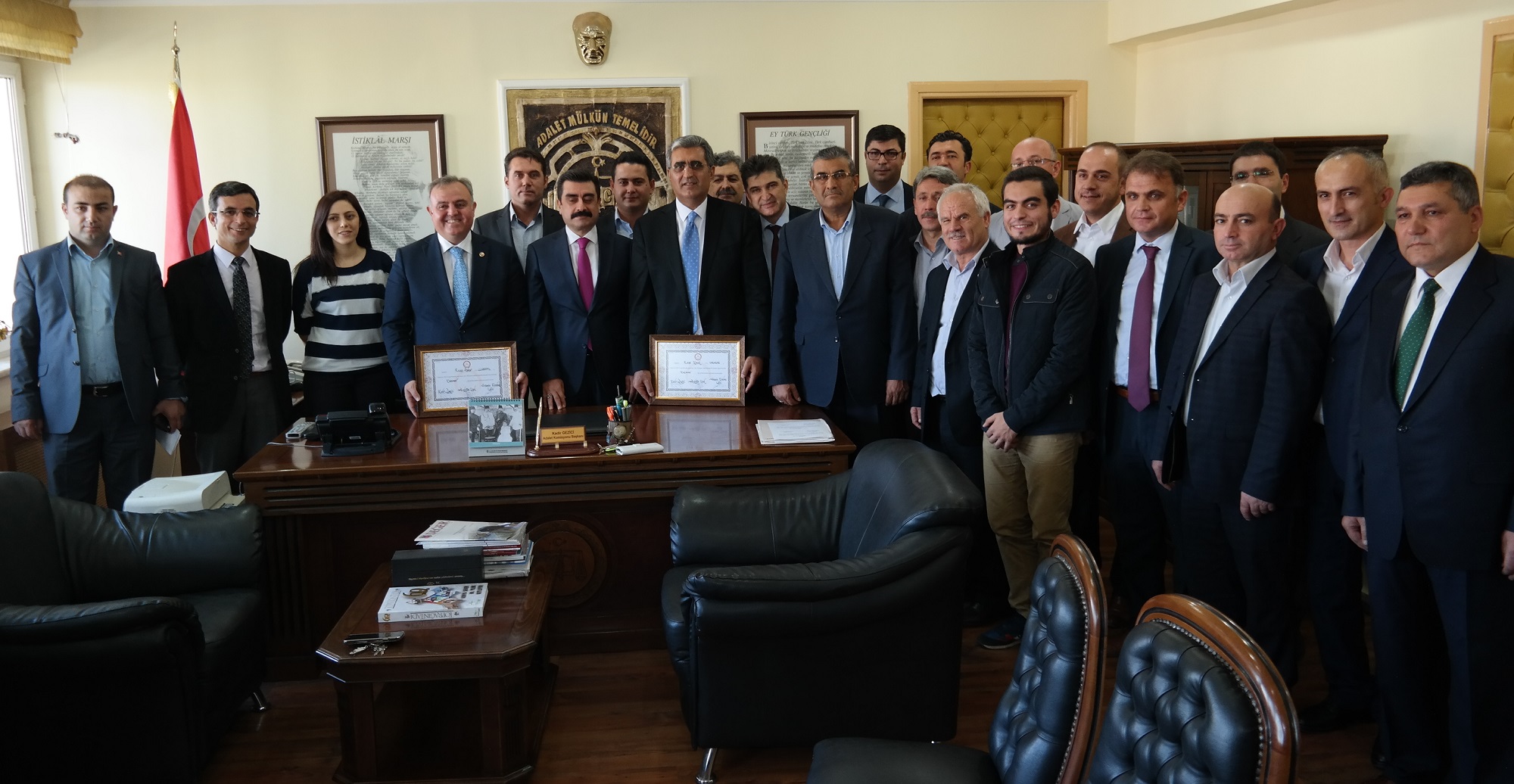 KARAMAN EMANETİ İKİNCİ KEZ İKİ RECEP’E VERDİ