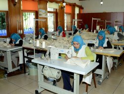 KOMEK, İstihdama ve Sosyal Hayata Katkı Sağlıyor