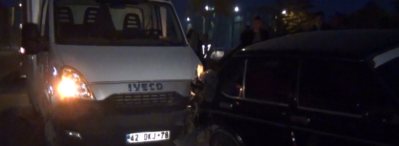 EREĞLİ’DE 3 ARAÇLI ZİNCİRLEME TRAFİK KAZASI