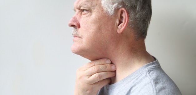 SES KISIKLIĞI VE GÖZ KAPAĞI DÜŞÜKLÜĞÜ AKCİĞER KANSERİ HABERCİSİ OLABİLİR