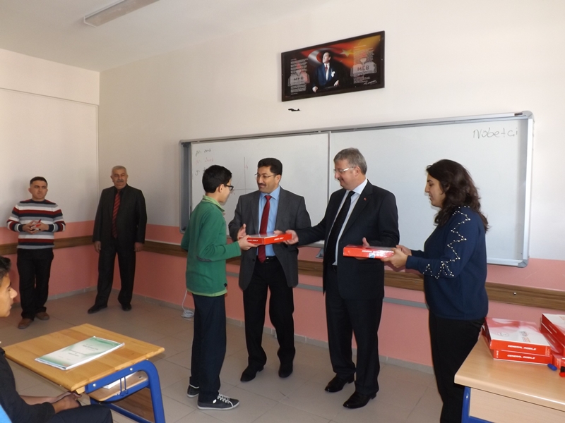 FATİH Projesi Kapsamında Ereğli Fen Lisesinde Tablet Dağıtıldı